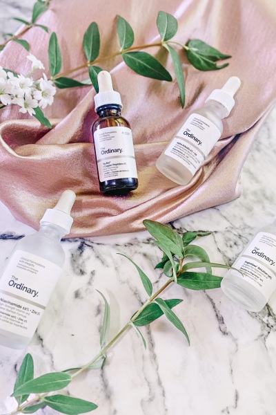 The Ordinary Peptides Routine - How to I layer active ingredients in my The Ordinary skincare routine for pigmentation and ageing www.awelltravelledbeauty.com